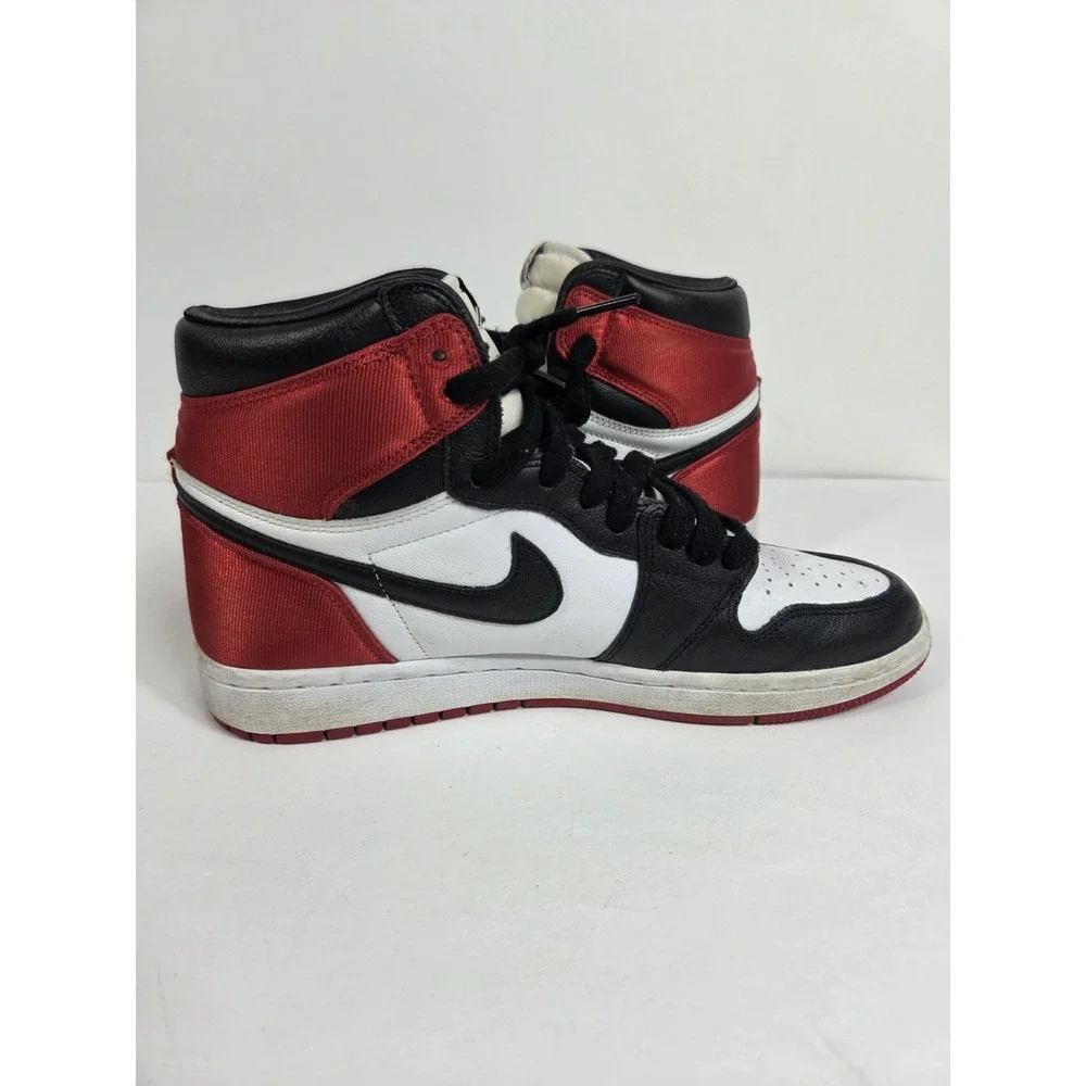 JORDAN 1 RETRO HIGH OG SATIN BLACK TOE Women Sz 9